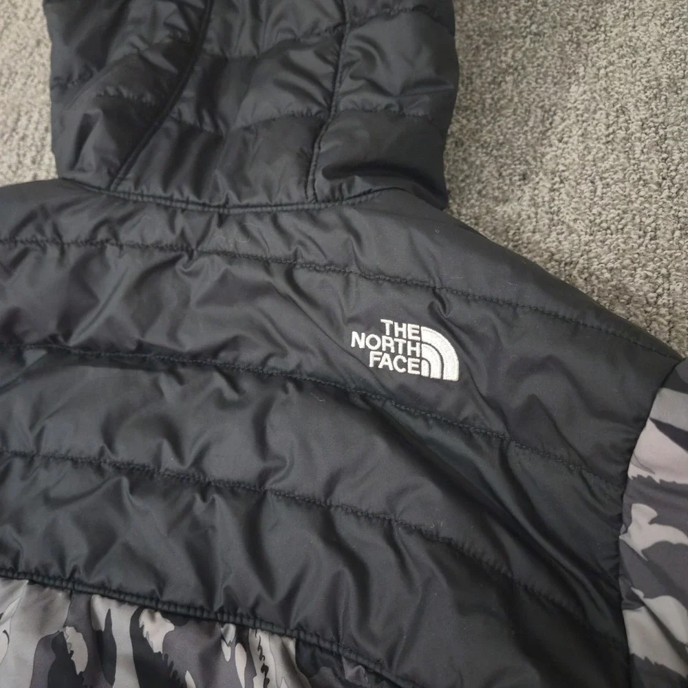 The North Face Boys Camo Reversible Fleece Puffer Jacket Size L (14/16)